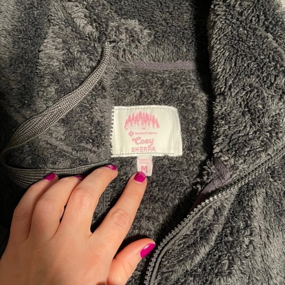 Fleece pullover - Picture 2 of 2